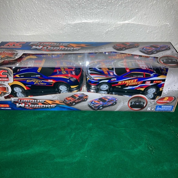 Remote Control Car Set - Picture 3 of 12